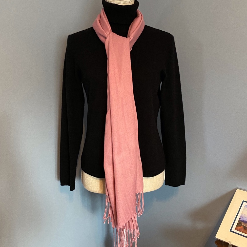 Rose Rectangular Scarf - Picture 3 of 6